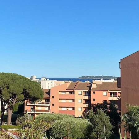 Appartement Vue Mer Avec Place De Parking Privee Sainte-Maxime Eksteriør billede