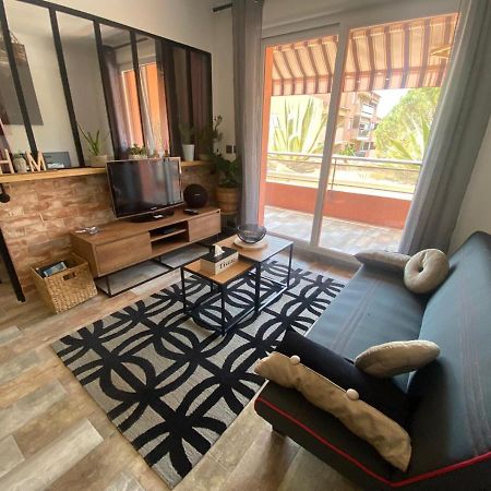 Appartement Vue Mer Avec Place De Parking Privee Sainte-Maxime Eksteriør billede