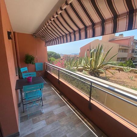 Appartement Vue Mer Avec Place De Parking Privee Sainte-Maxime Eksteriør billede