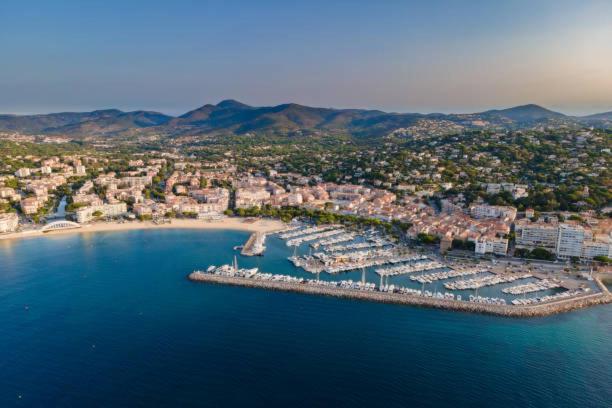 Appartement Vue Mer Avec Place De Parking Privee Sainte-Maxime Eksteriør billede